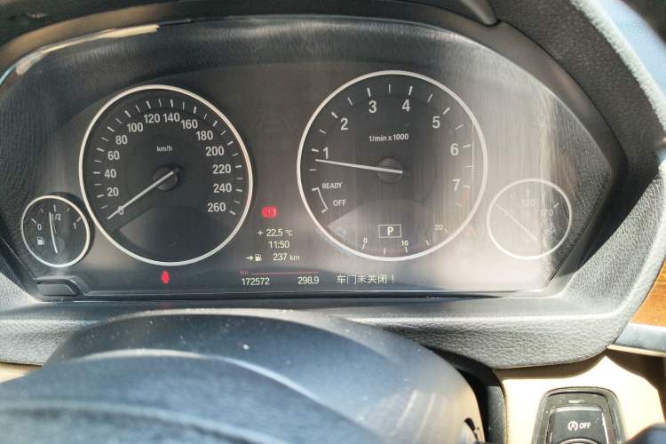 Used BMW 3 Series 2013 Facelifted 320Li Luxury Design Package