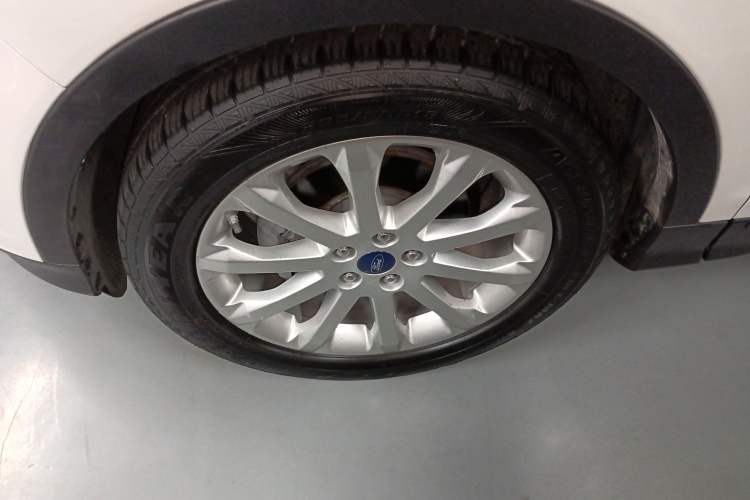 Used Ford Kuga 2015 1.5L GTDi Two-Wheel Drive Fashion Edition
