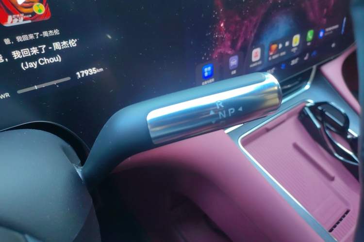 Used Hima AITO M8 2025 Extended-Range Max+ Version 53.4 kWh 5-Seater Edition
