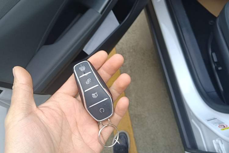 Used BYD Qin PLUS 2025 DM-i Smart Drive 120KM Superior Model