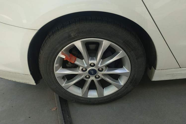 Used Ford Mondeo 2017 EcoBoost 180 Stylish Model Exterior 5