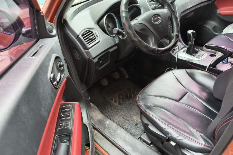 Used GAC Trumpchi GS5 2012 2.0L Manual Two-Wheel Drive Comfort Edition
