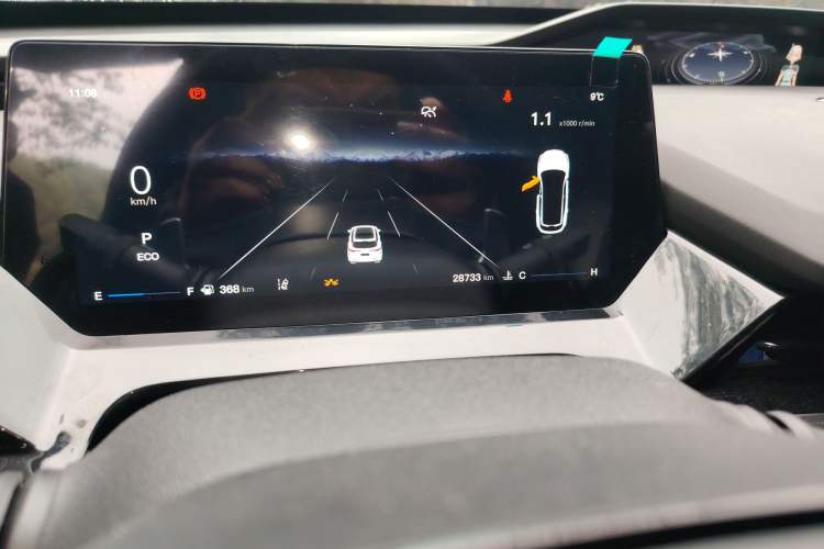 Used Oshan Z6 2023 Blue Whale 1.5T DCT Smart-Led City Edition
