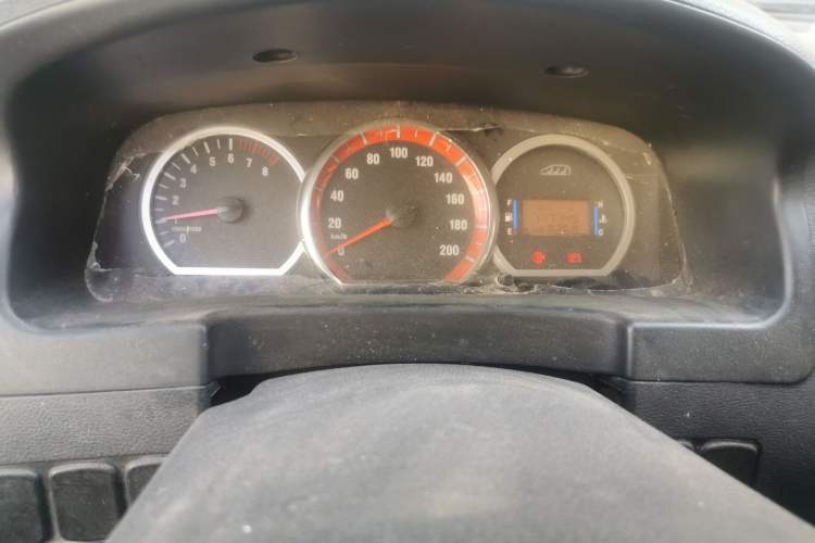 Used FORTHING Lingzhi 2015 M5 Q7 2.0L 7-seat Long-Wheelbase Comfort Model
