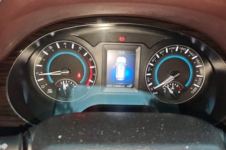 Used Haval H2 2015 1.5T Automatic Two-Wheel Drive Elite Edition Instrument Cluster