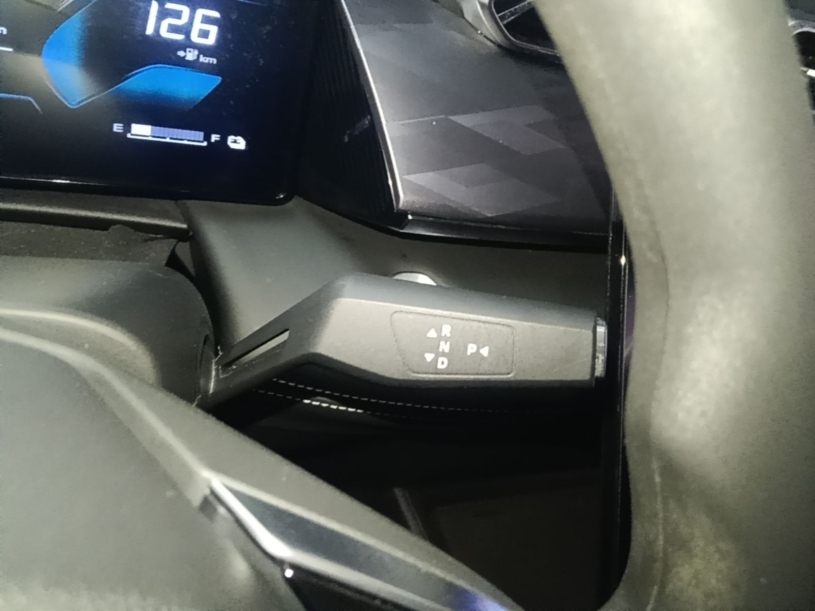Dongfeng Aeolus SKY EV01 2024 530km PRO — снимка 16