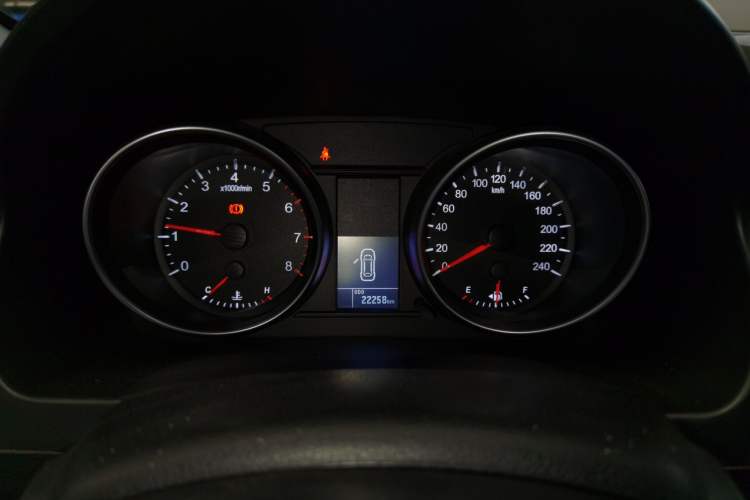 Used Haval H6 2017 Classic Edition 1.5T Manual Two-Wheel Drive Urban Model Instrument Cluster