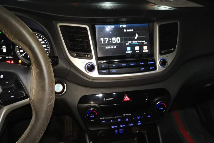 Used Hyundai Tucson 2018 1.6T Dual-Clutch Two-Wheel Drive 15th Anniversary Special Edition
