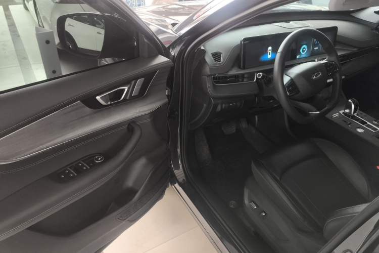 Used Chery Tiggo 8 PLUS 2022 290TGDI DCT Haoting Edition Driver Seat