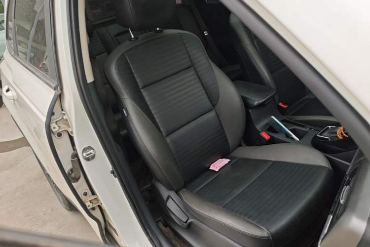 Used Kia Sportage R 2018 2.0L Automatic Smart Luxury Version China V Standard Right Front Seat