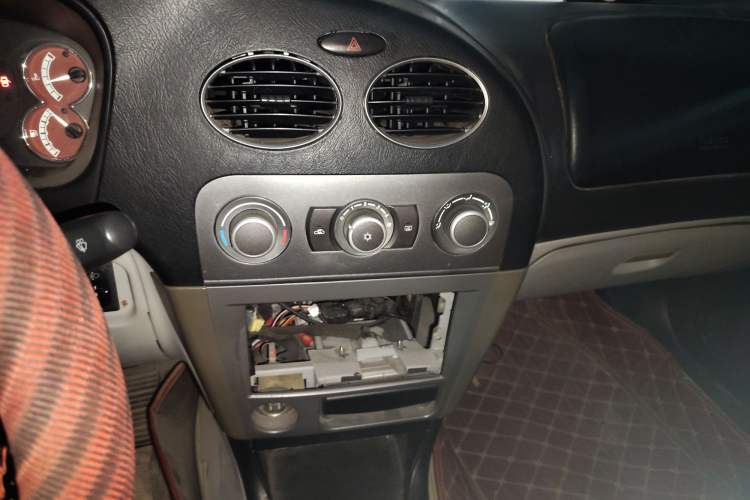 Used Mitsubishi LANCER 2012 1.6L Manual Comfort Edition SEi
