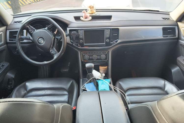 Used Volkswagen Teramont 2017 330TSI Two-Wheel-Drive Luxury Edition
