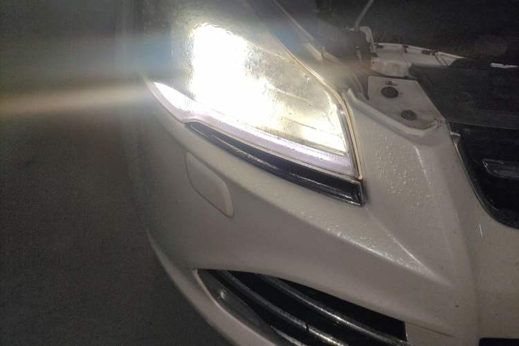 Used Ford Kuga 2013 2.0L GTDi Four-Wheel-Drive Sport Model
