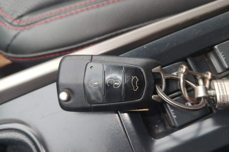 Used Haima S5 2015 1.6L Manual Smart Luxury Model
