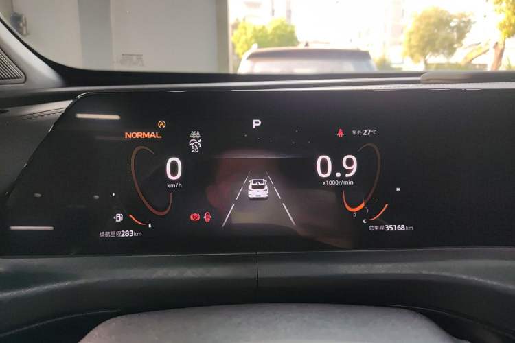 Used CHANGAN UNI-T 2022 1.5T Prestige Version
