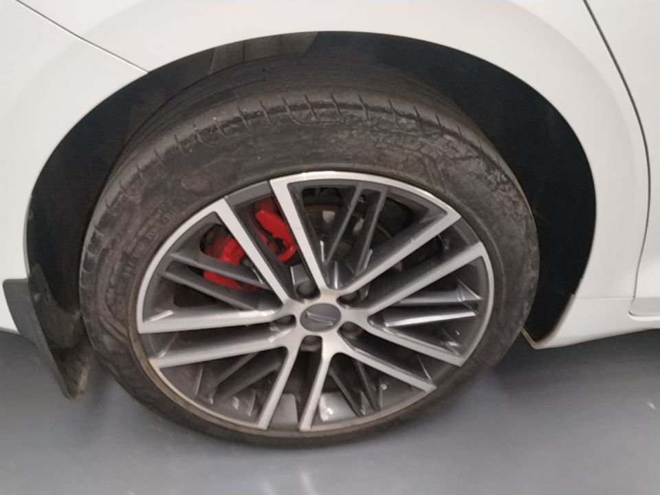 Geely Auto Preface 2023 2.0TD Prestige Version — снимка 11