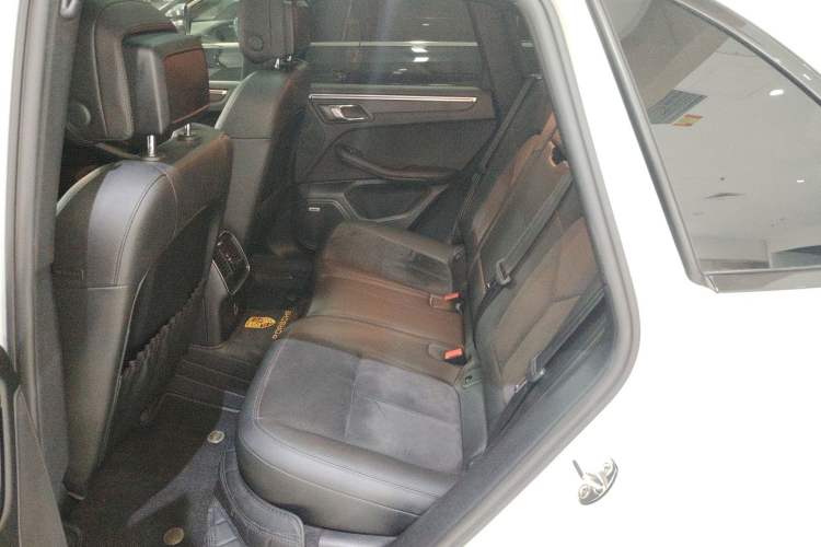 Used Porsche Macan 2021 Macan 2.0T
