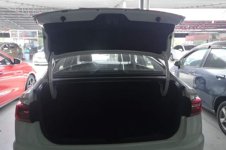 Used Volkswagen Bora 2021 1.5L Automatic Fashionable Smart Connectivity Version Trunk