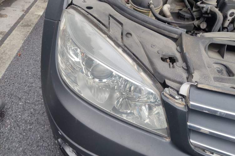 Used Mercedes-Benz C-Class 2010 C 180K Classic model Right Front Headlight