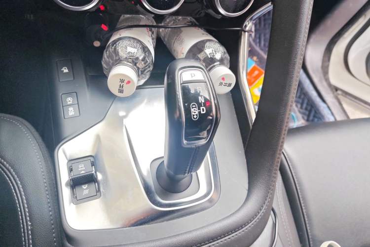 Used Jaguar E-PACE 2018 P200 S China V-standard Gear Lever