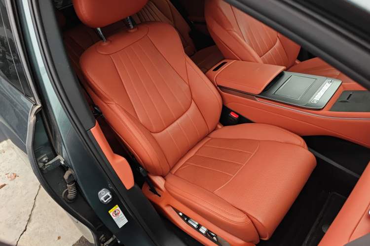 Used BYD Tang L 2025 EV 600KM All-Wheel-Drive LiDAR Flagship Model
