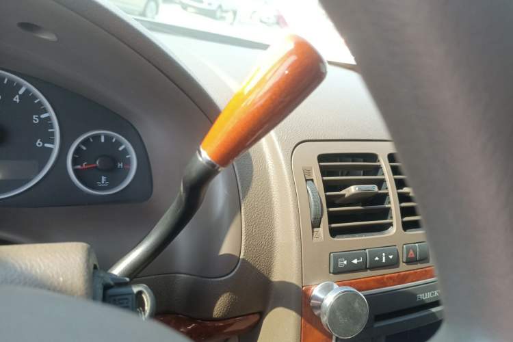 Used Buick GL8 2006 Lu Zun 3.0L CT Comfort Edition Gear Lever