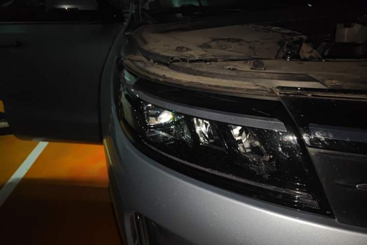 Used Hima AITO M7 2024 1.5T Intelligent Driving 4WD Max Edition 5 Seats Right Front Headlight