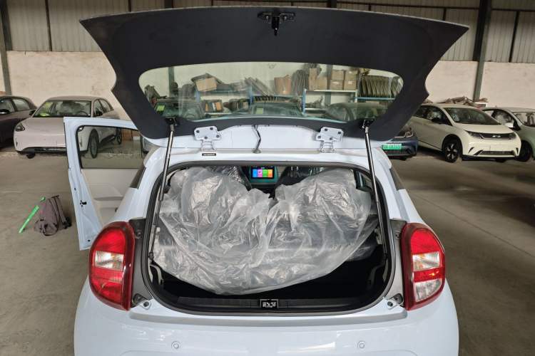 Used JMEV Xiao Qilin 2026 Model PLUS+ Comfort Version