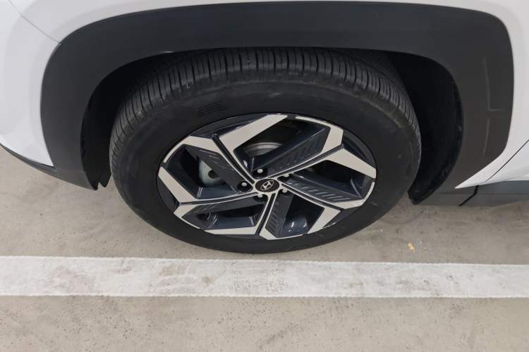 Used Hyundai Tucson 2023 Tucson L 1.5T Automatic Two-Wheel Drive DLX Luxury Edition