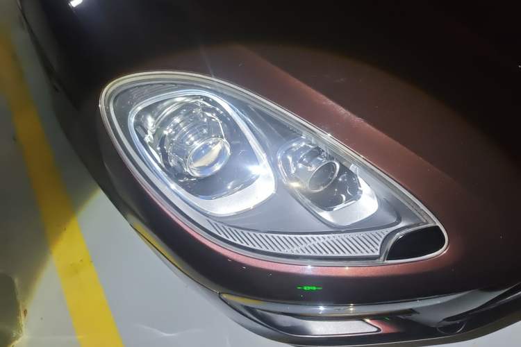 Used Porsche Macan 2017 Macan 2.0T Right Front Headlight