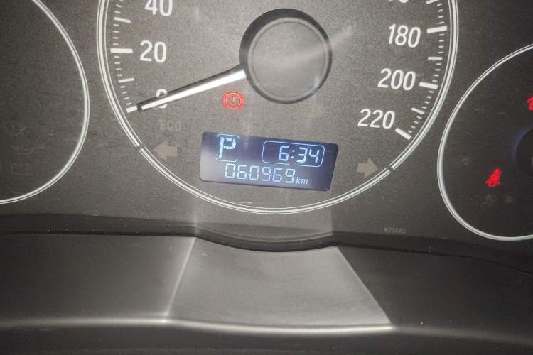 Used Honda City 2019 1.5L CVT Comfort Version Odometer Close Up