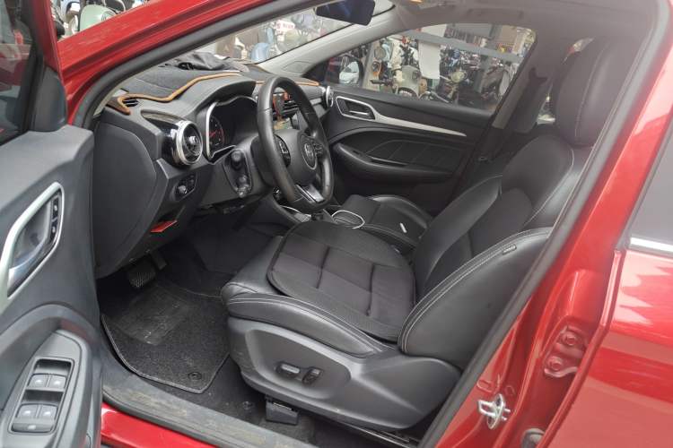 Used MG ZS 2018 1.5L Automatic Luxury Edition China V Standard
