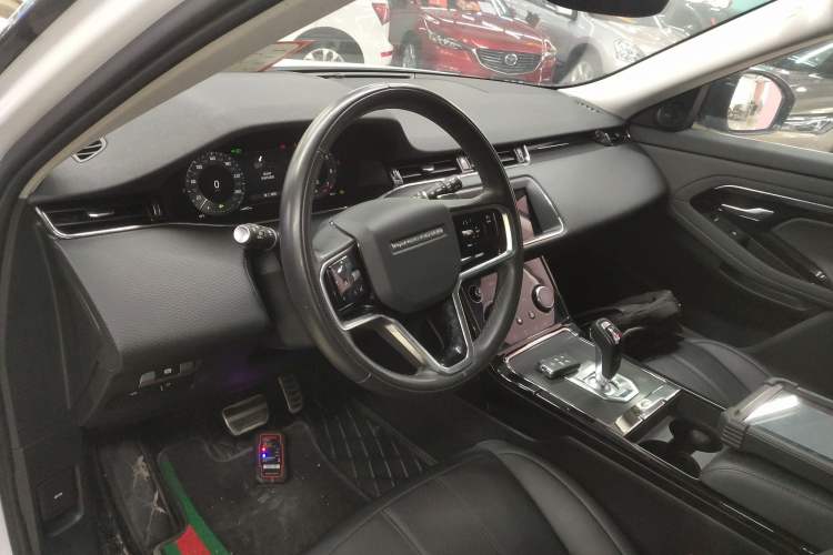Used Land Rover Range Evoque 2023 Aurora L 200PS Elite Edition