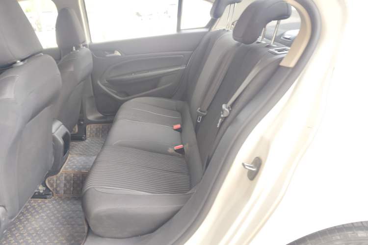 Used Peugeot 408 2014 1.8L Manual Leading Edition