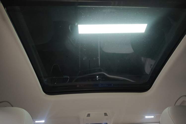 Used Volkswagen Viloran 2022 380TSI Prestige Edition