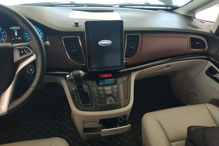 Used JAC Refine L5 2022 2.0T Automatic Business Edition