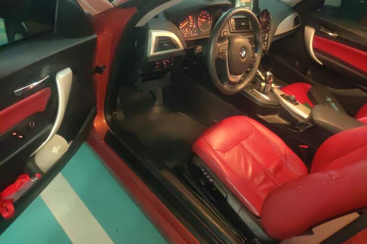 Used BMW 2 Series 2014 220i Leading Model