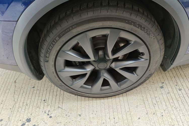 Used Tesla Model X 2023 Dual-Motor All-Wheel-Drive Version