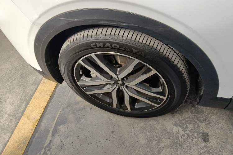 Used Bestune T99 2020 20TD Automatic Premium Edition Left Front Wheel Hub