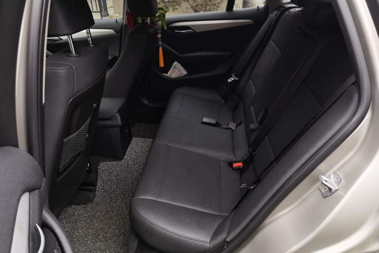 Used BMW X1 2013 sDrive18i Leading Model