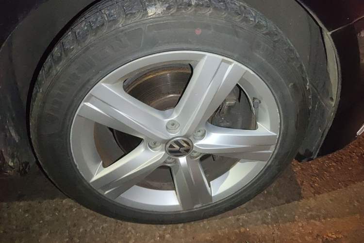 Used Volkswagen Magotan 2015 2.0 TSI Prestige Model
