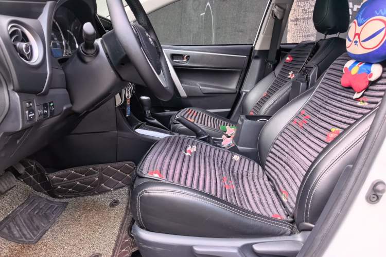 Used Toyota Levin 2017 Revised 185T CVT Elite Edition China V Standard Left Front Seat