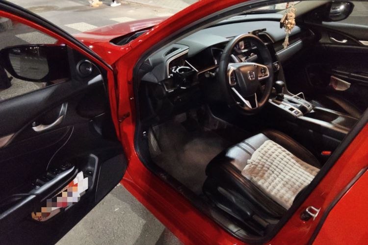 Used Honda Civic 2016 220TURBO CVT Luxury Edition