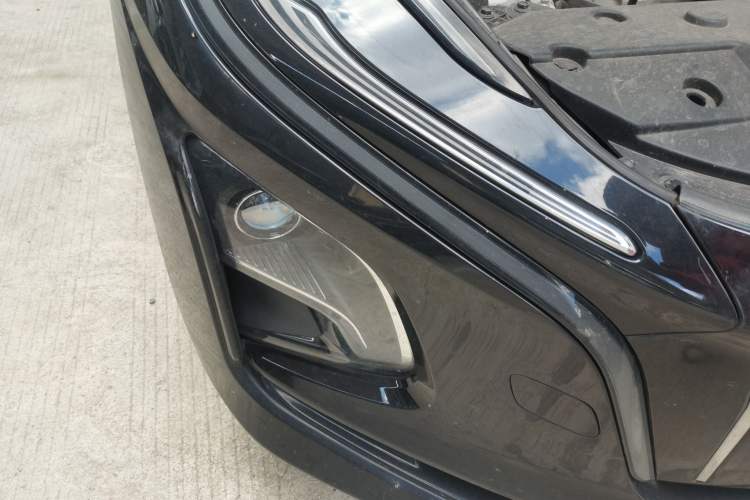 Used Hongqi E-QM5 2022 431 km Charge & Enjoy Edition