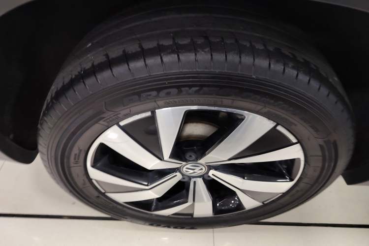 Used Volkswagen Tayron 2020 280TSI Two-Wheel Drive Luxury Connect Edition
