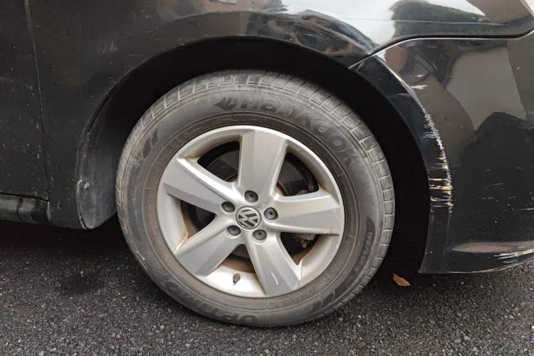 Used Volkswagen Lavida 2011 1.6L Automatic PinYou Edition
