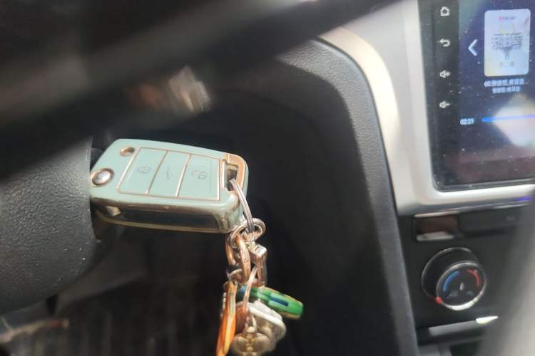 Used Volkswagen Lamando 2019 230TSI DSG Vision Edition China VI Standard Vehicle Key