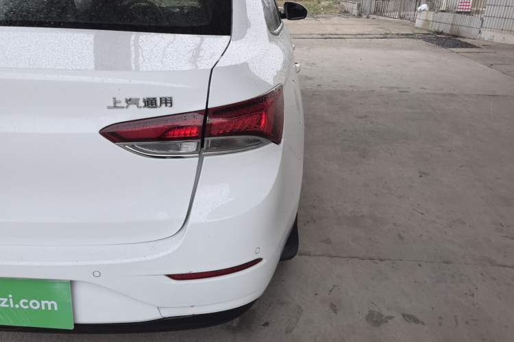 Used Buick GT 2021 Revised Version Flagship 1.5L Automatic Elite Edition Right Rear Taillight