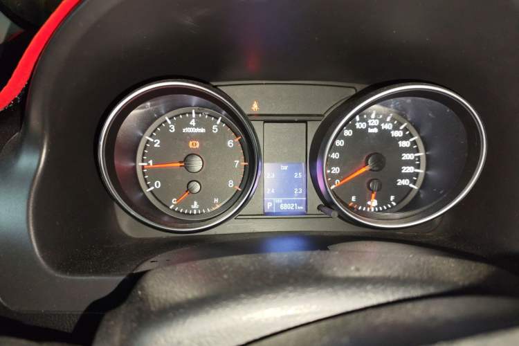 Used Haval H6 2016 Upgraded Model 1.5T Automatic Two-Wheel Drive Elite Version Instrument Cluster