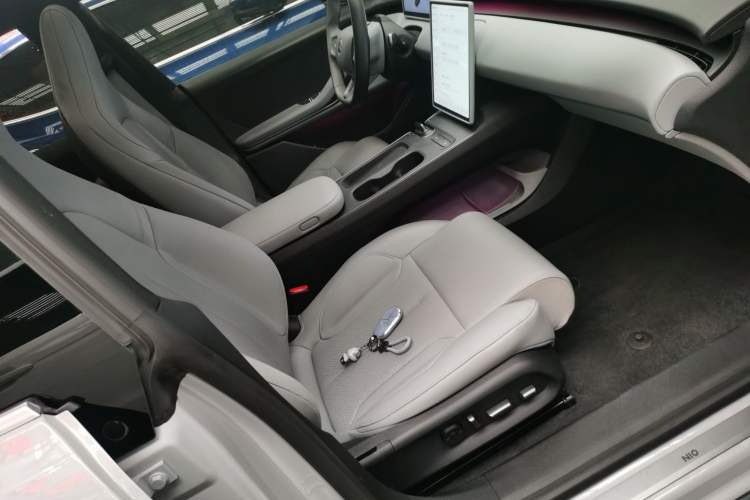 Used Nio ET5T 2024 75kWh Touring Right Front Seat